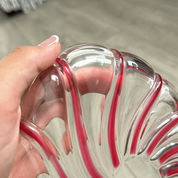 Mikasa Vintage Oval Peppermint Red Swirl Glass Dish - Picture 13 of 13
